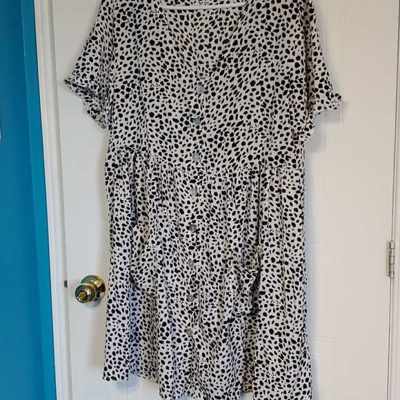 Summer dresse - Picture 5 of 5